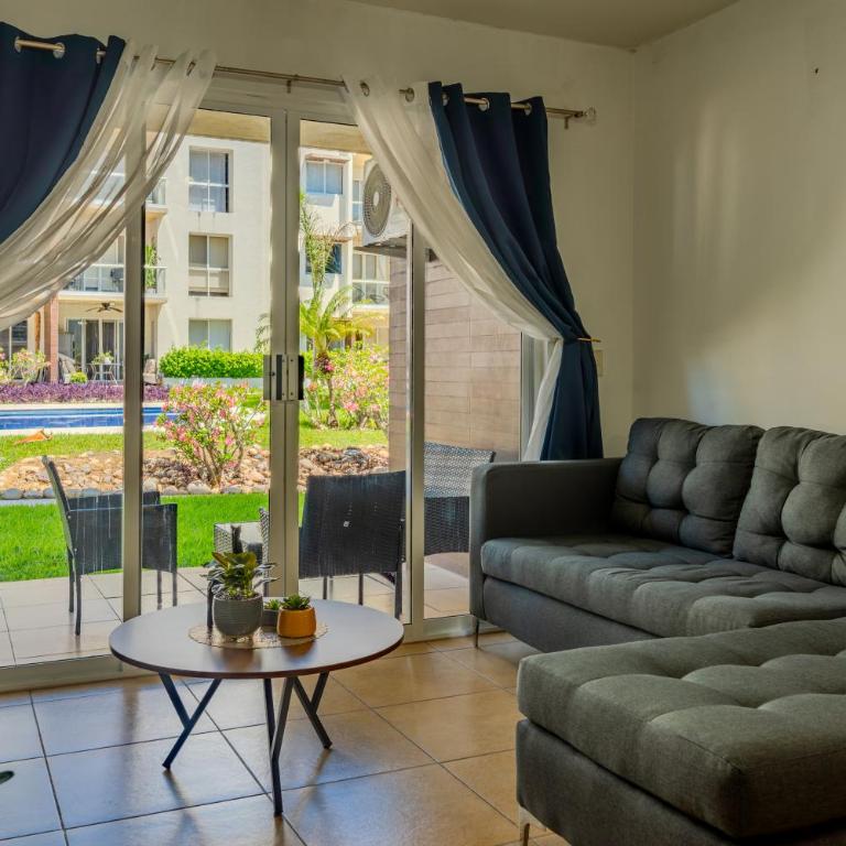 Acapulco Getaway Pool & Jacuzzi 2 BR - Apartment mit 2 Schlafzimmern - 16