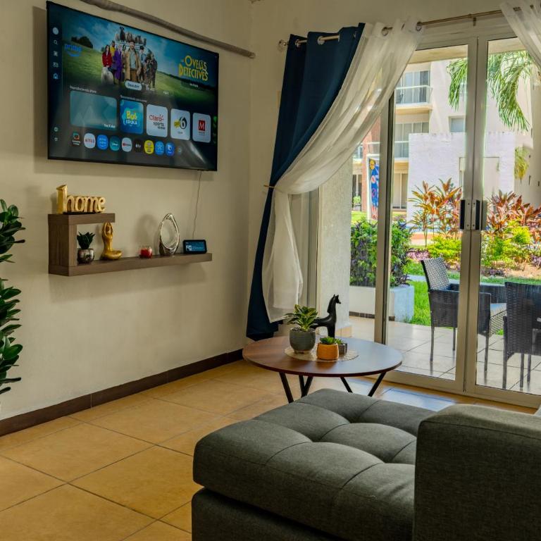 Acapulco Getaway Pool & Jacuzzi 2 BR - Apartment mit 2 Schlafzimmern - 17