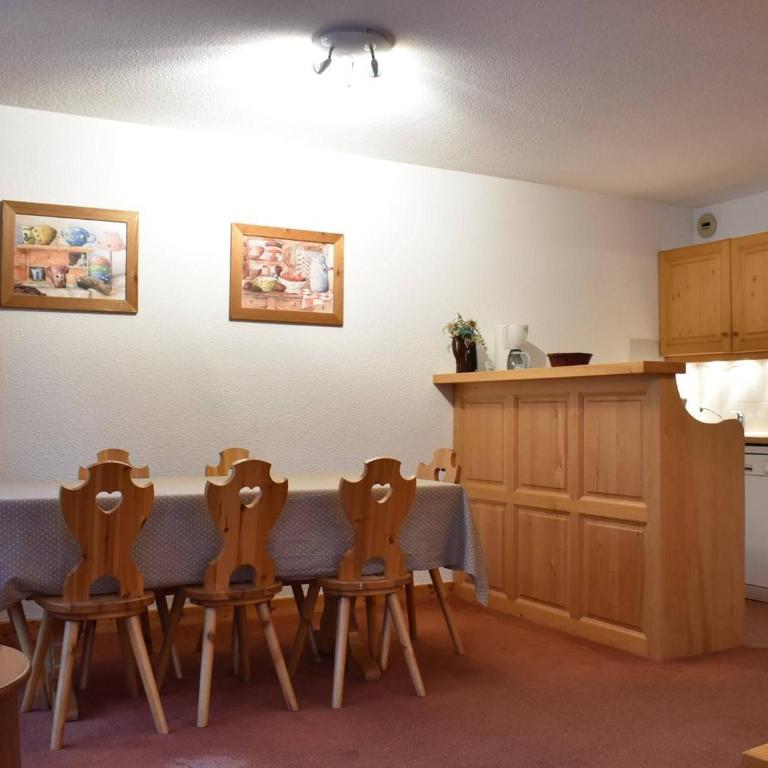 Appartement spacieux, vue montagne - 6 pers. - FR-1-180-686 - Appartement - 13