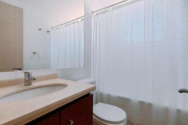 Amplio Departamento 2 habitaciones - Viña del Mar - 4 Personas - Two-Bedroom Apartment with Balcony and Sea View - 12