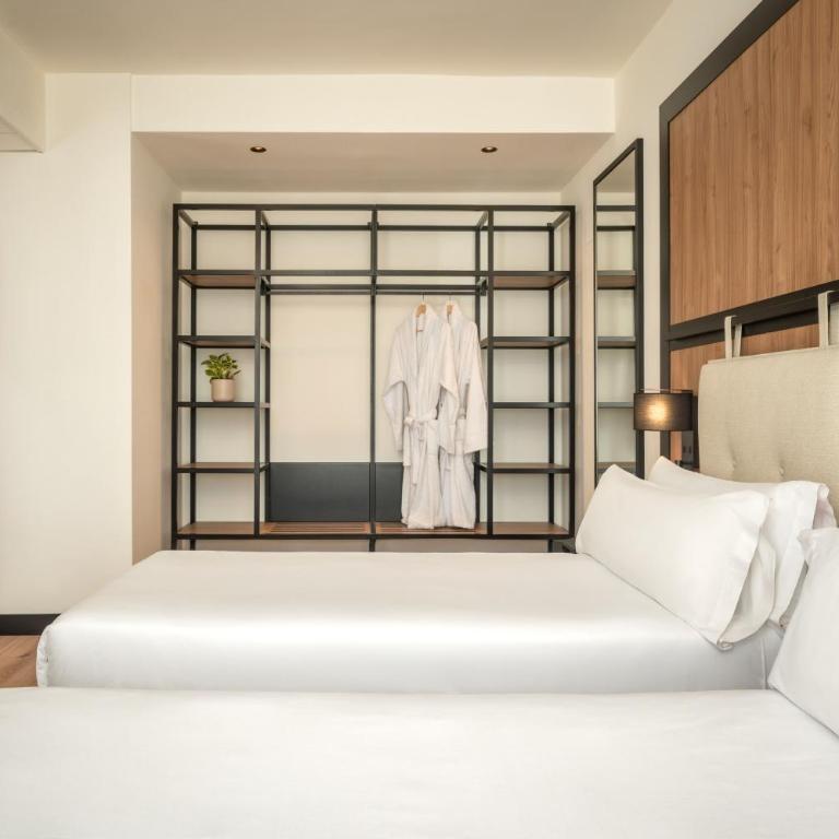 Madrid Airport Suites, Affiliated by Meliá - Junior Suite Premium - 4