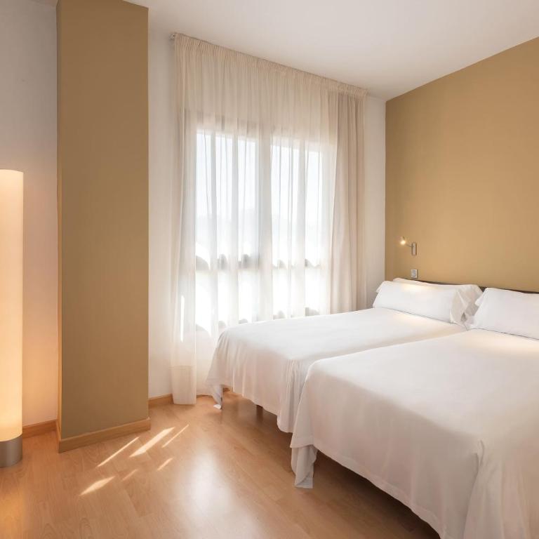 Madrid Airport Suites, Affiliated by Meliá - Junior Suite Tripla - 3