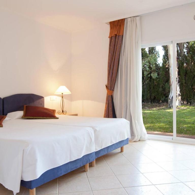 SOL by Meliá Marbella Estepona - Atalaya Park - Casa de playa Xtra de 3 dormitorios con jardín - 5