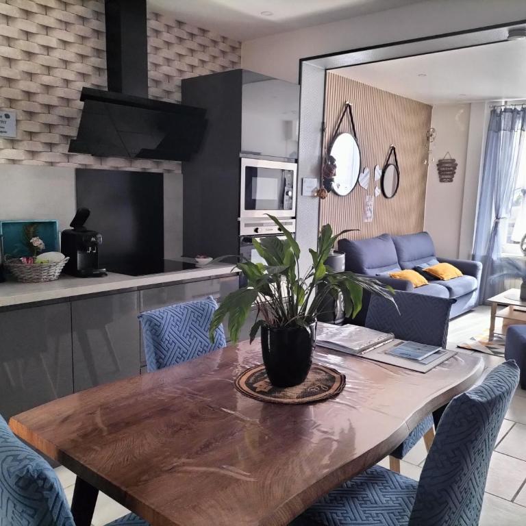 La Vie Est Belle, Maison idéalement située à Boulogne sur mer - Maison 1 Chambre - 2