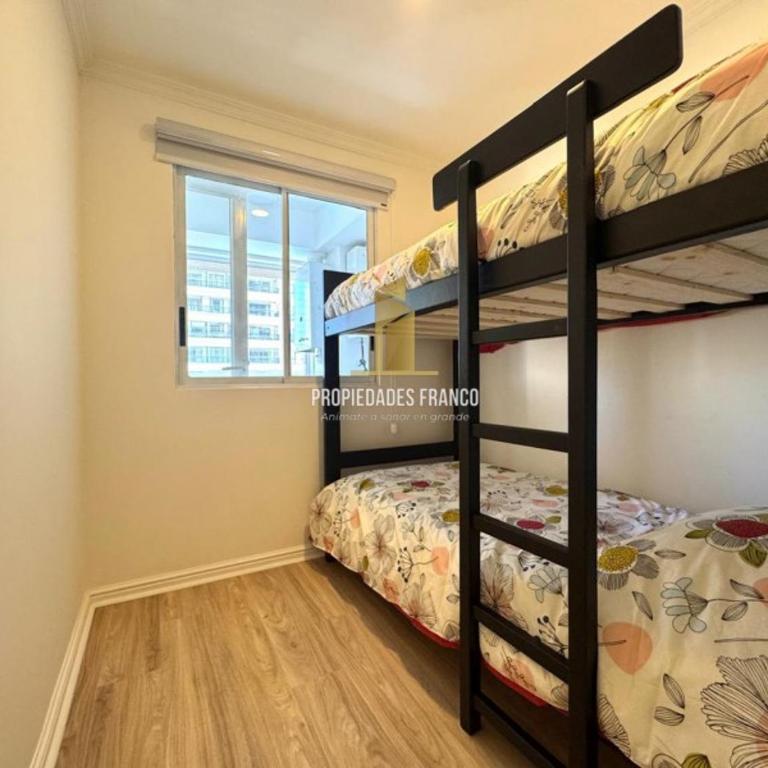 Arriendo Departamento para 8 Personas con hermosas vistas, piscina y Gym - Apartamento - 2