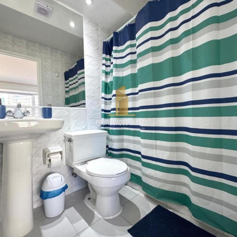 Arriendo Departamento para 8 Personas con hermosas vistas, piscina y Gym - Apartamento - 8