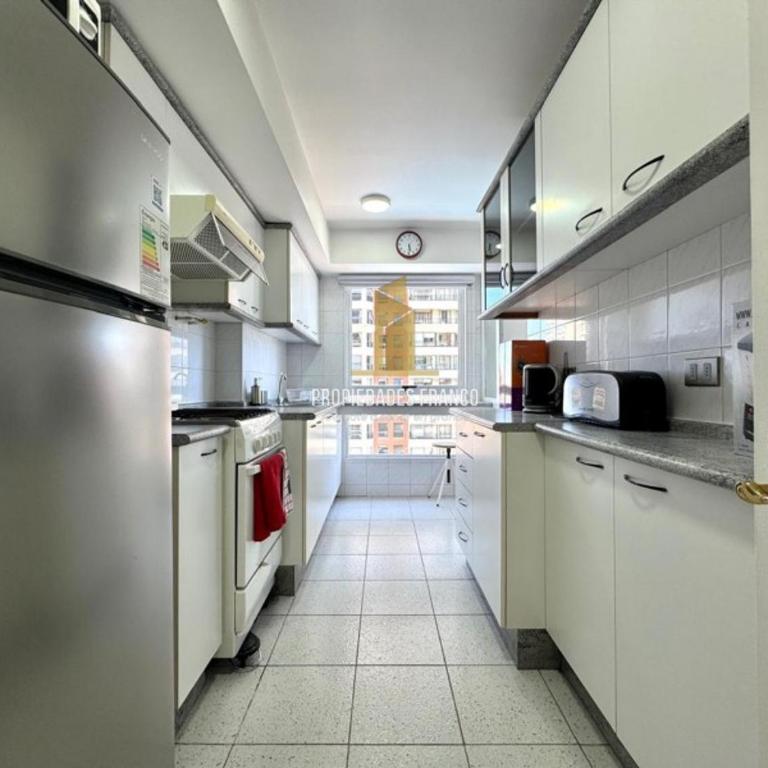 Arriendo Departamento para 8 Personas con hermosas vistas, piscina y Gym - Apartamento - 9