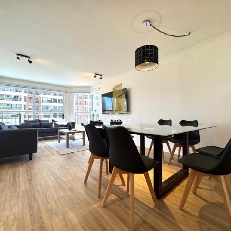 Arriendo Departamento para 8 Personas con hermosas vistas, piscina y Gym - Apartamento - 12