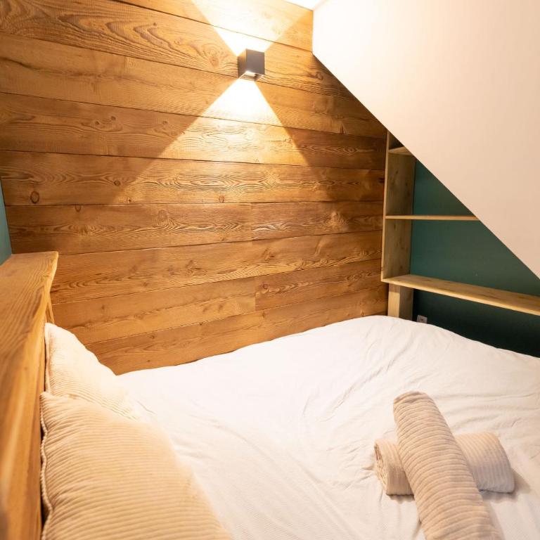 Joli studio moderne entièrement rénové - Guillestre - Risoul - Vars - Appartement 1 Chambre - 17