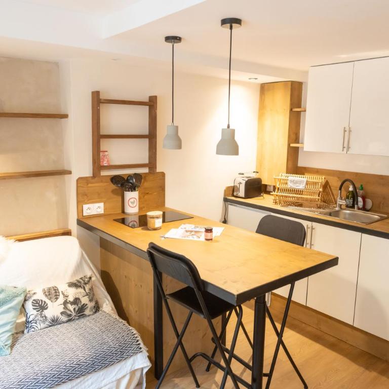 Joli studio moderne entièrement rénové - Guillestre - Risoul - Vars - Appartement 1 Chambre - 8