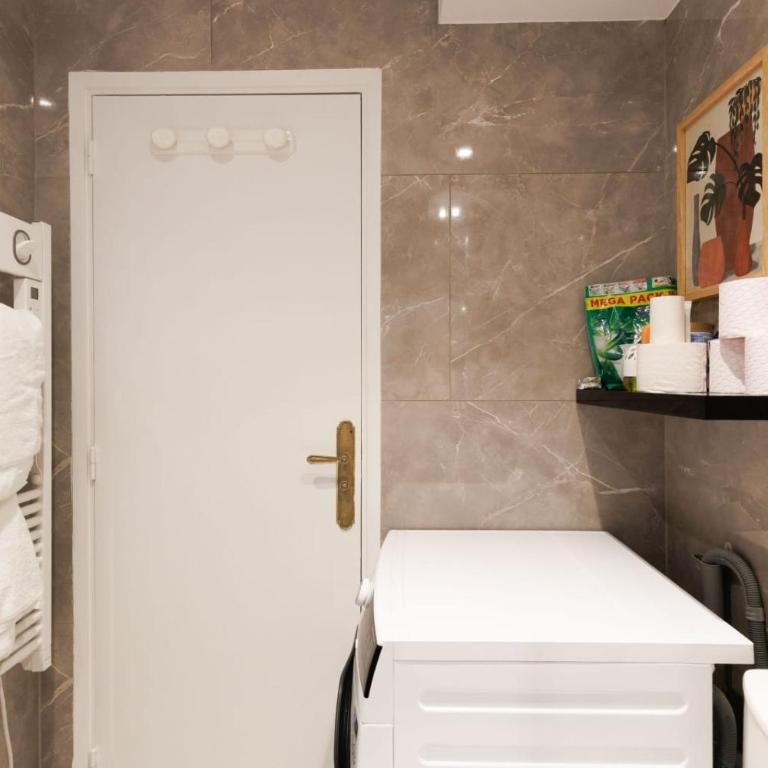 140m of palace of festival#Croisette#beach#city centre Cannes#Palace#aircondition#free WiFI#Private#elevator#terras - Appartement 1 Chambre - 29