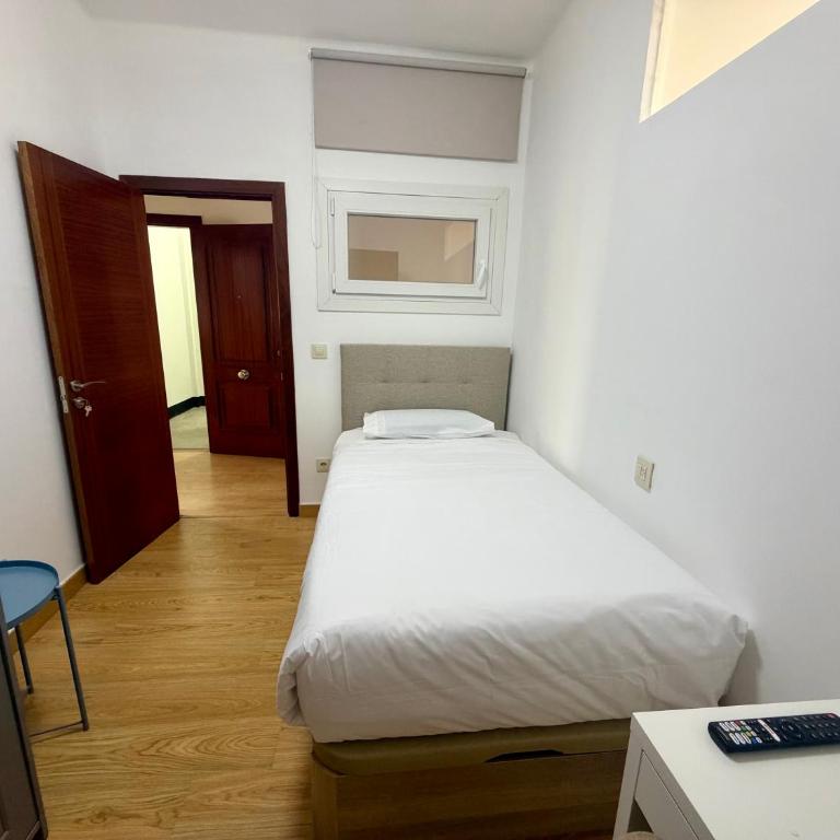 Apartamento Corporativo - Rúa Asturias - 2 - Apartment - 24