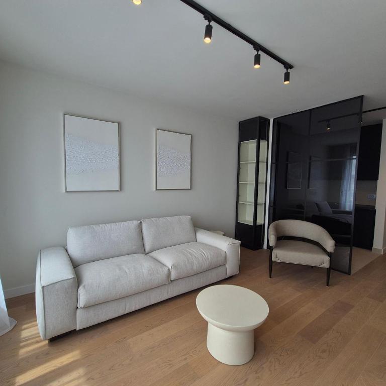 Onyx residence Airport Garden - One-Bedroom Apartment - 8