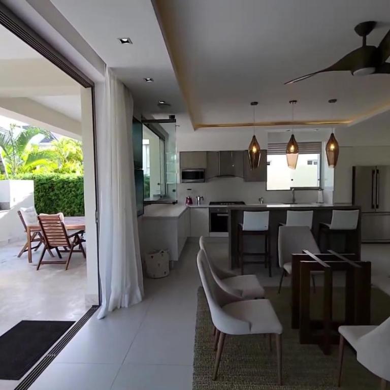 Villa avec Piscine Chauffée, 3 Chambres et 4 Salles de Bains - Villa 3 Chambres - 8