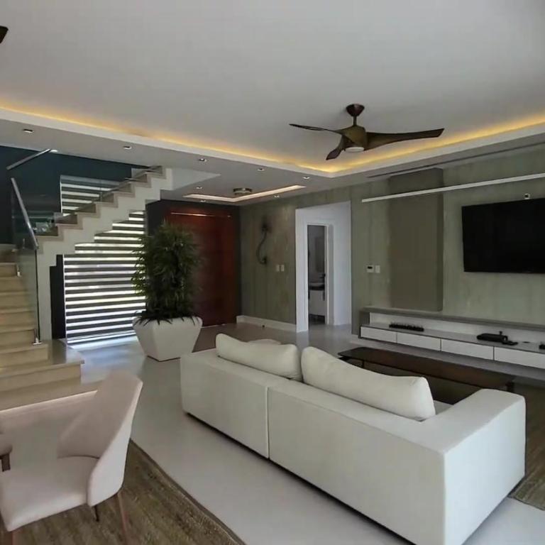Villa avec Piscine Chauffée, 3 Chambres et 4 Salles de Bains - Villa 3 Chambres - 2
