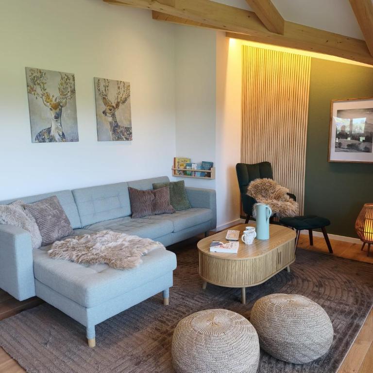 Entspannt & Aktiv Allgäu für Gruppen & Familien - biken & wandern - Weitblick & Kamin by LINGER Homes - Deluxe Apartment mit 2 Schlafzimmern - 5