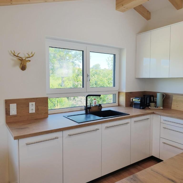 Entspannt & Aktiv Allgäu für Gruppen & Familien - biken & wandern - Weitblick & Kamin by LINGER Homes - Deluxe Apartment mit 2 Schlafzimmern - 9