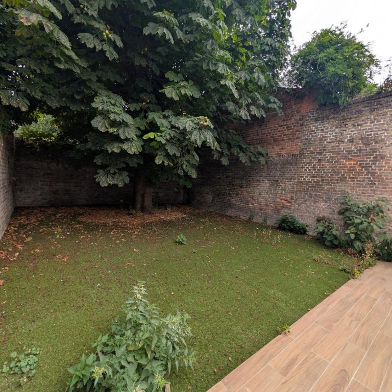 Chic 3-bedroom apartment-Patio-Garden-Downtown - Appartement 3 Chambres - 6