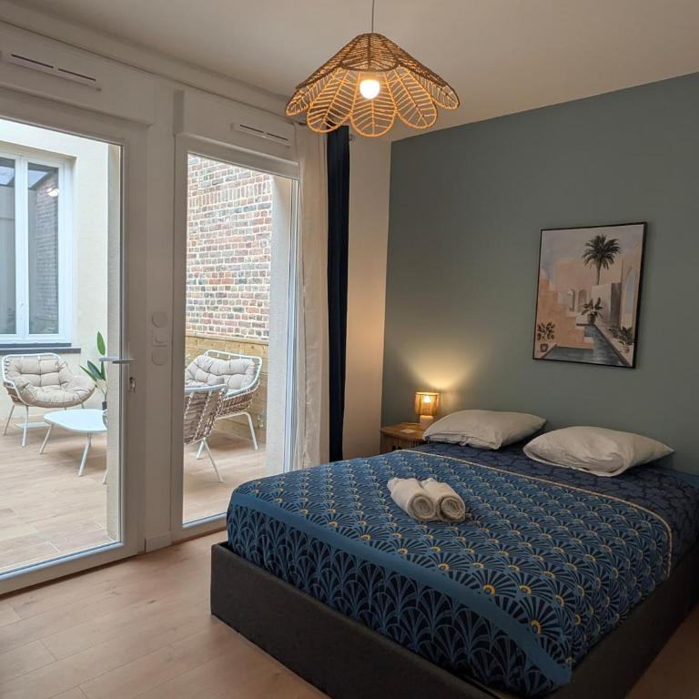 Chic 3-bedroom apartment-Patio-Garden-Downtown - Appartement 3 Chambres - 15