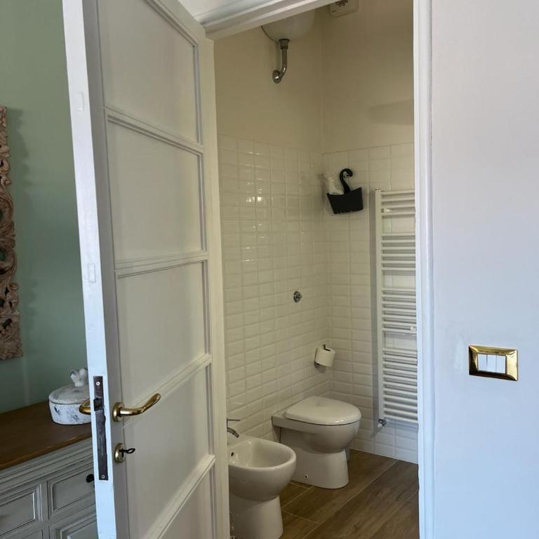 La Casa di Sara - Camere in Casa condivisa - Luxury Triple Room - 8