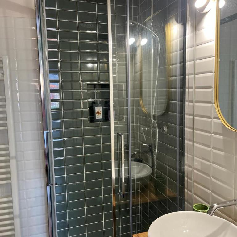 La Casa di Sara - Camere in Casa condivisa - Luxury Triple Room - 9