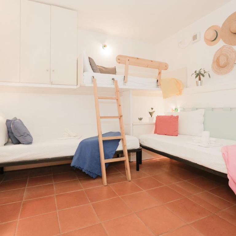 AC - Free Parking - Tennis - 4 Bedrooms - 4 Bathrooms - Villa Deluxe - 31
