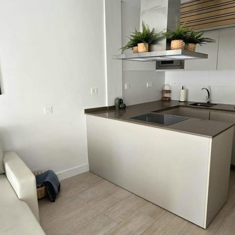 Acogedor estudio a 3 minutos desde Calle Larios - Studio - 2