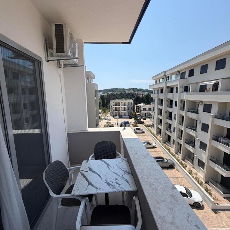 Maxhuri Apartments - Apartman sa Terasom - 5