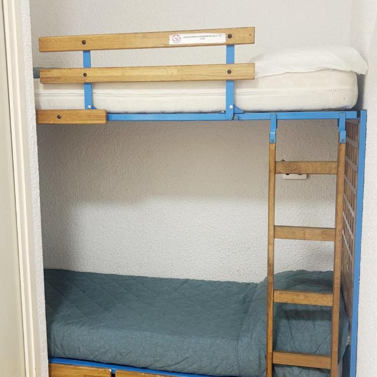 Appartement 6 personnes avec Wi-Fi, vue mer magnifique - FR-1-827-35 - Apartment - 5