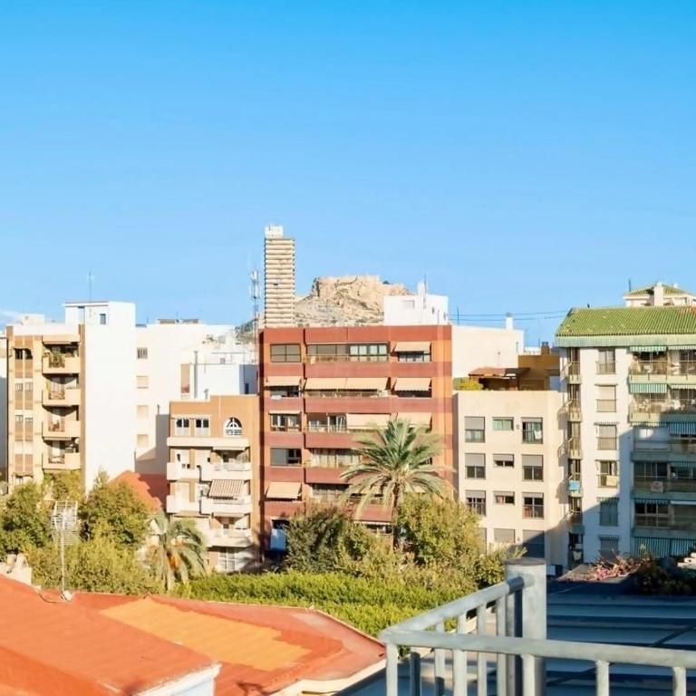 Beautiful and Cozy Penthouse in Alicante - Apartment mit 1 Schlafzimmer - 72