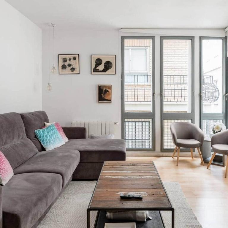 City Center Apartment With Shaded Terrace - Apartment mit Terrasse - 1