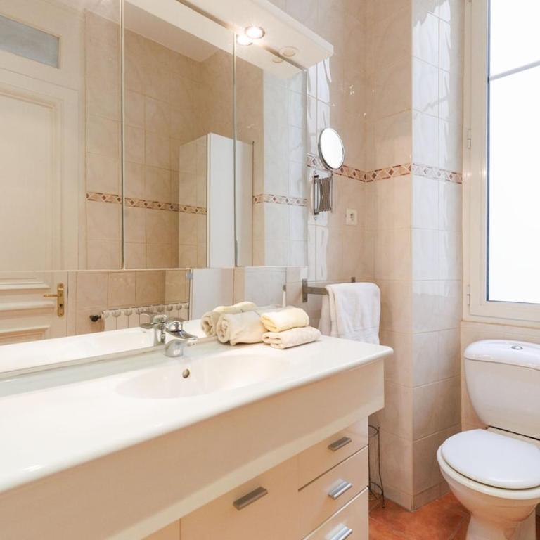 Villa Louis Marie Charme-2 Chambres-2 SDB-Parking - Appartement 2 Chambres - 10