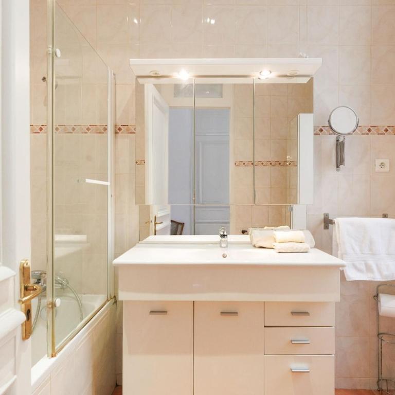 Villa Louis Marie Charme-2 Chambres-2 SDB-Parking - Appartement 2 Chambres - 30