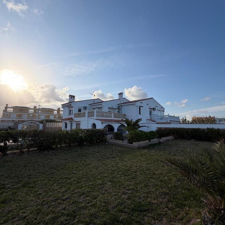 Oasis en la playa: piscina y relax - Casa de 4 dormitorios - 22