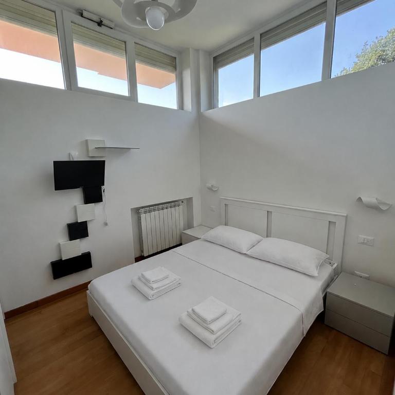 Casa Adamus - Two-Bedroom Apartment - 11