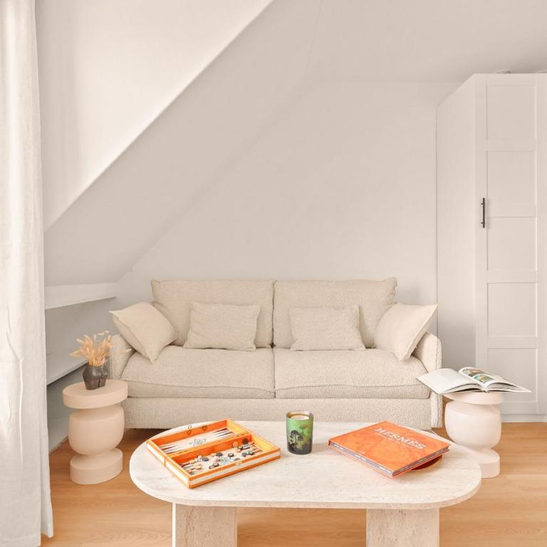 Luxe sous les toits vue Tour Eiffel - 1BDR-4P - Appartement - 4