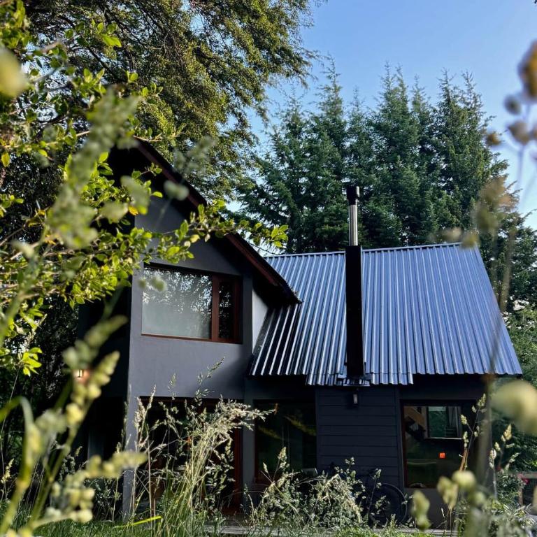 Refugio tranquilo en el bosque cerca del lago - One-Bedroom House - 2