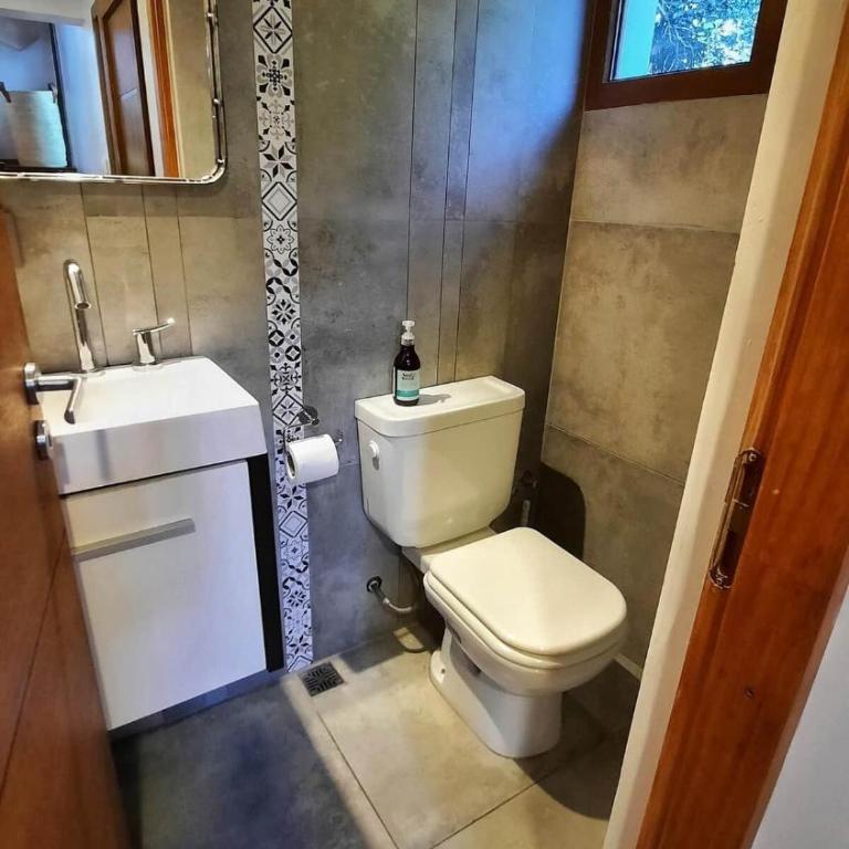 Refugio tranquilo en el bosque cerca del lago - One-Bedroom House - 7