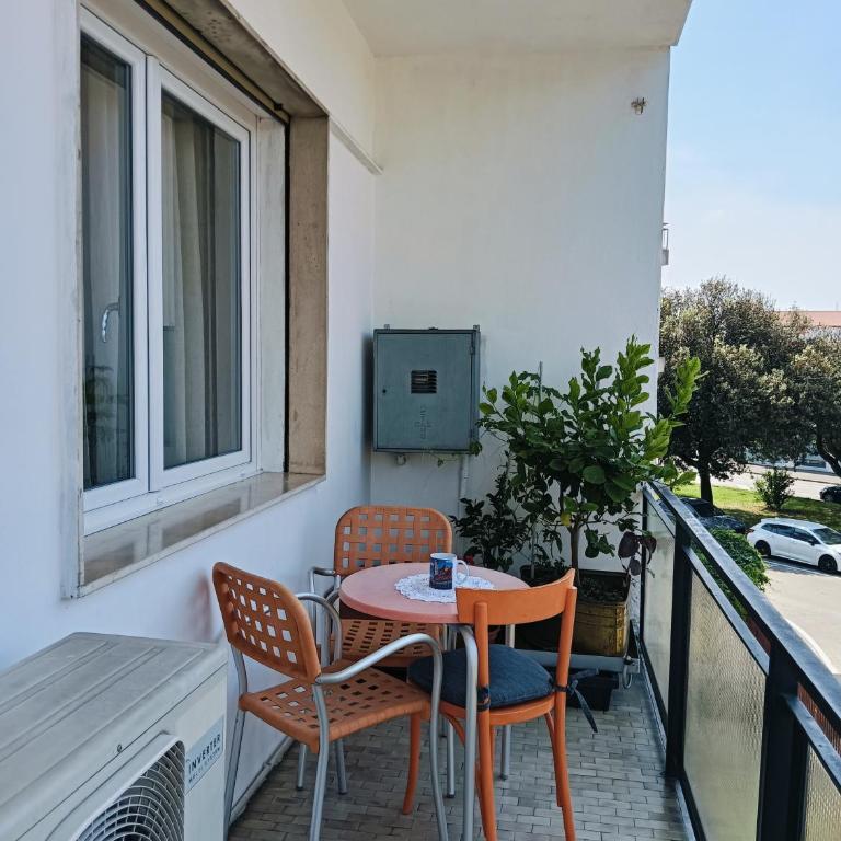 Aaron Guest House - Superior Apartment mit Balkon - 37