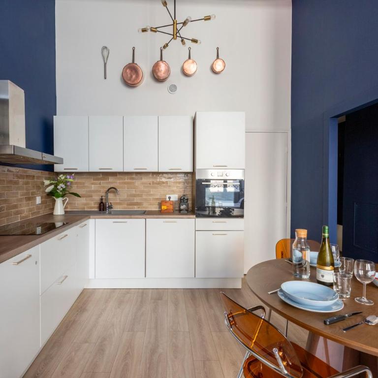 Loft Royal - Au pied du Château de Blois - Appartement 1 Chambre - 8