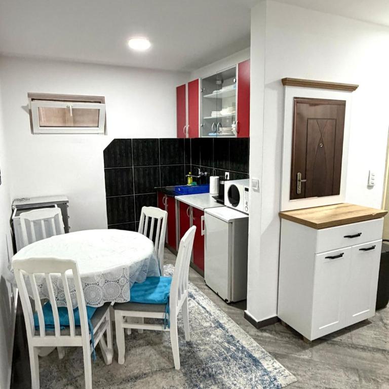 Family one bedroom apartmant Sunshine Budva - Apartman sa 1 Spavaćom Sobom - 5
