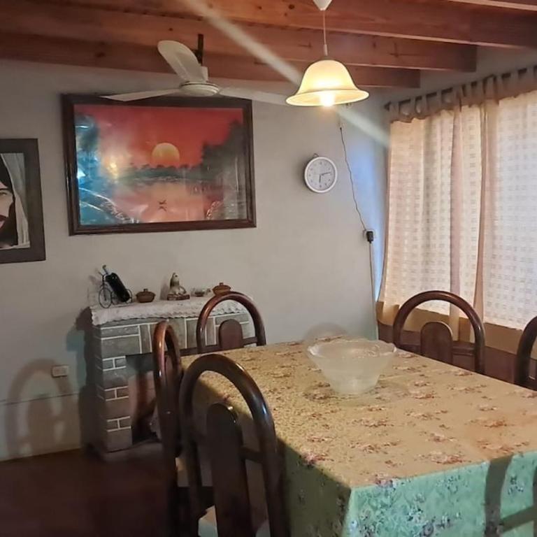 Family House with Comfort and Excellent Layout - Two-Bedroom House - 10