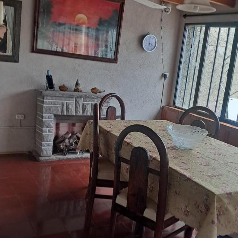 Family House with Comfort and Excellent Layout - Two-Bedroom House - 23