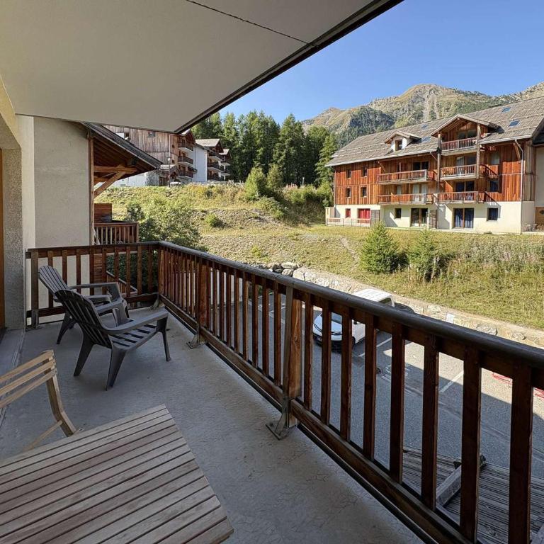 Appartement Les Orres 1800 avec accès piscine, 6 personnes - One-Bedroom Apartment - 4