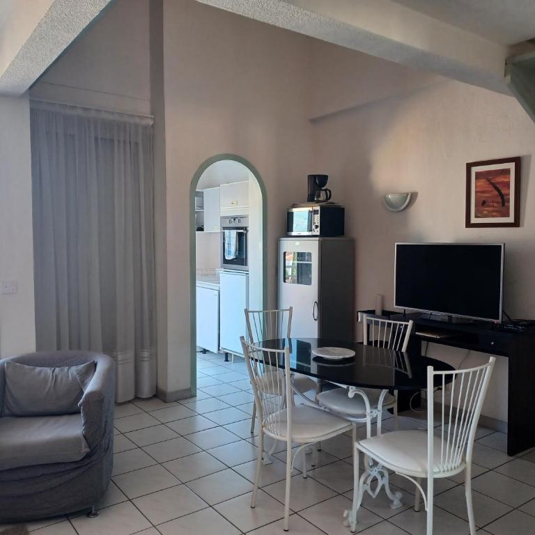 Superbe Duplex avec terrasses, piscine et garage - Appartement 2 Chambres - 3