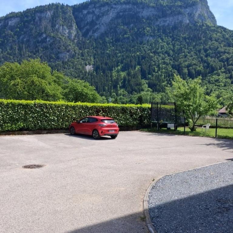 Appartement à la montagne, jardin, parking, linge de maison - Appartement 1 Chambre - Vue sur Jardin - 6