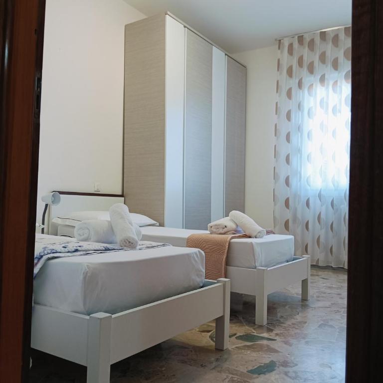 Aaron Guest House - Superior Apartment mit Balkon - 4