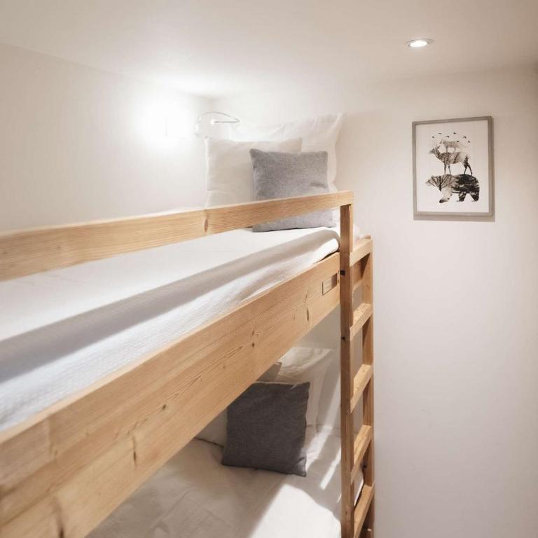 Appartement cosy 4 pers, 2 ch, départ ski aux pieds, exposé sud, proche commerces - FR-1-545-42 - Appartement - 7