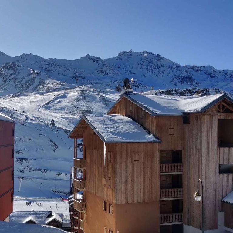 Appartement cosy 4 pers, 2 ch, départ ski aux pieds, exposé sud, proche commerces - FR-1-545-42 - Appartement - 14