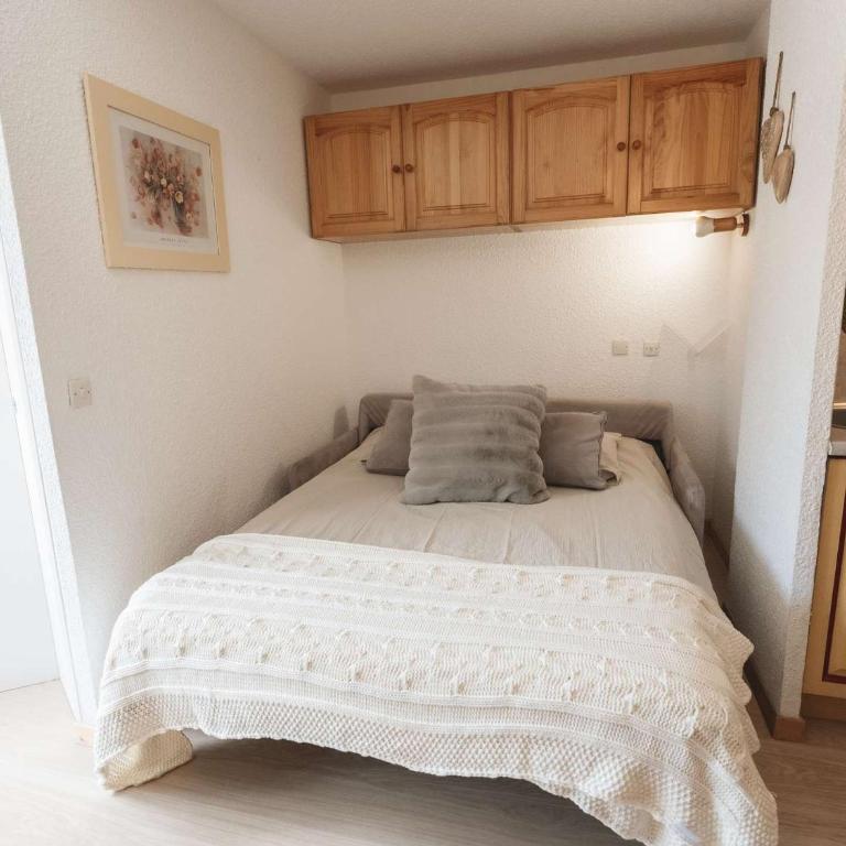 Appart rénové 4 pers. style montagne moderne, skis aux pieds, proche commerces - Appartement 1 Chambre - 11